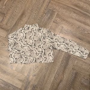 Snake skin patterned crop top